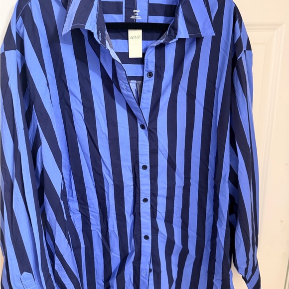 aerie Tops - Aerie Women’s Blue Striped Button-Up Shirt